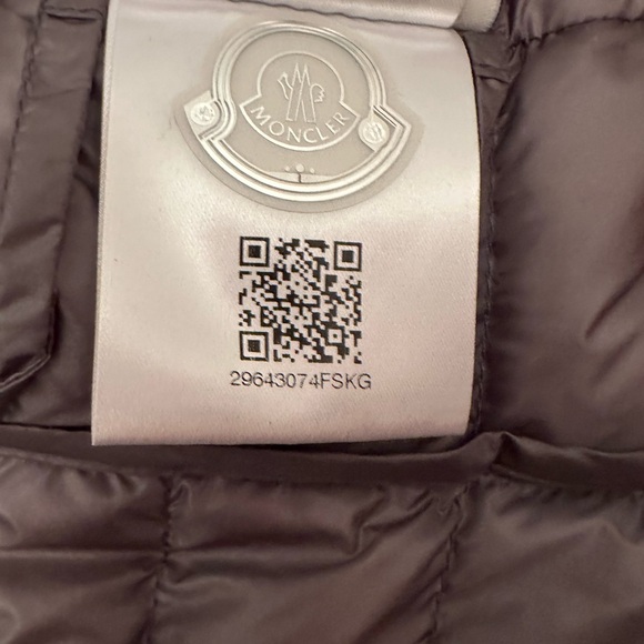 Moncler Bogue coat Size 2 AUTHENTIC! - Picture 11 of 12